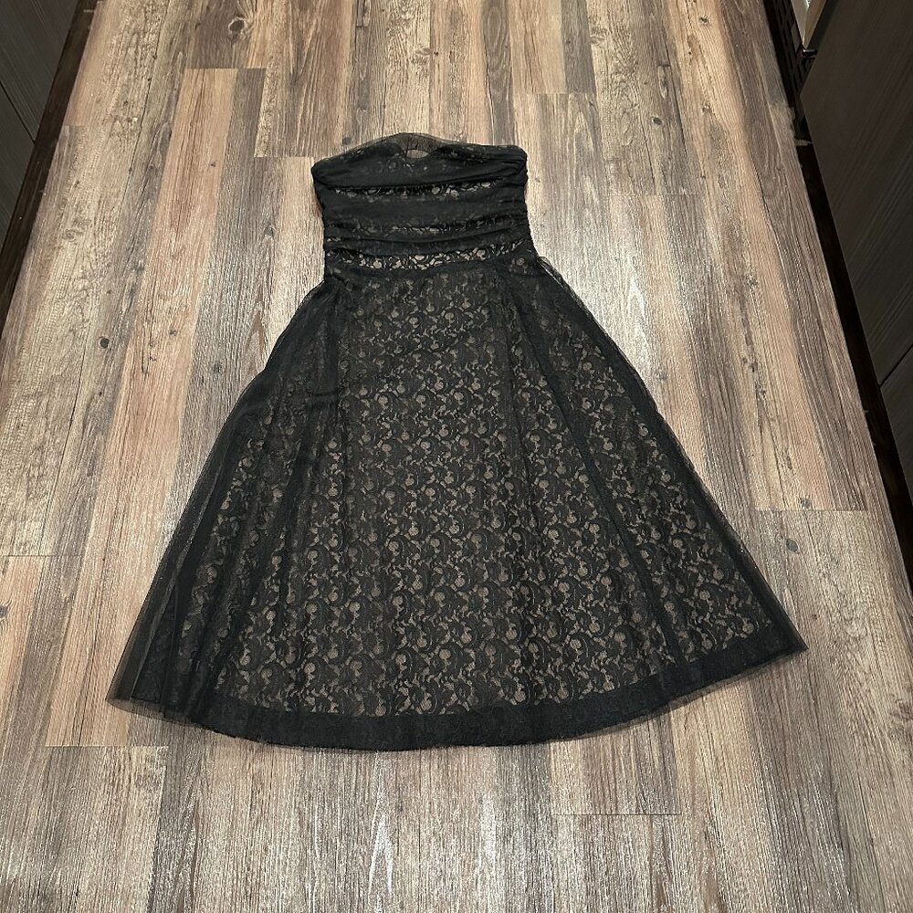 BCBGMaxAzria | Strapless Lace Tulle A-Line CorsetDress | Black | Size 6
